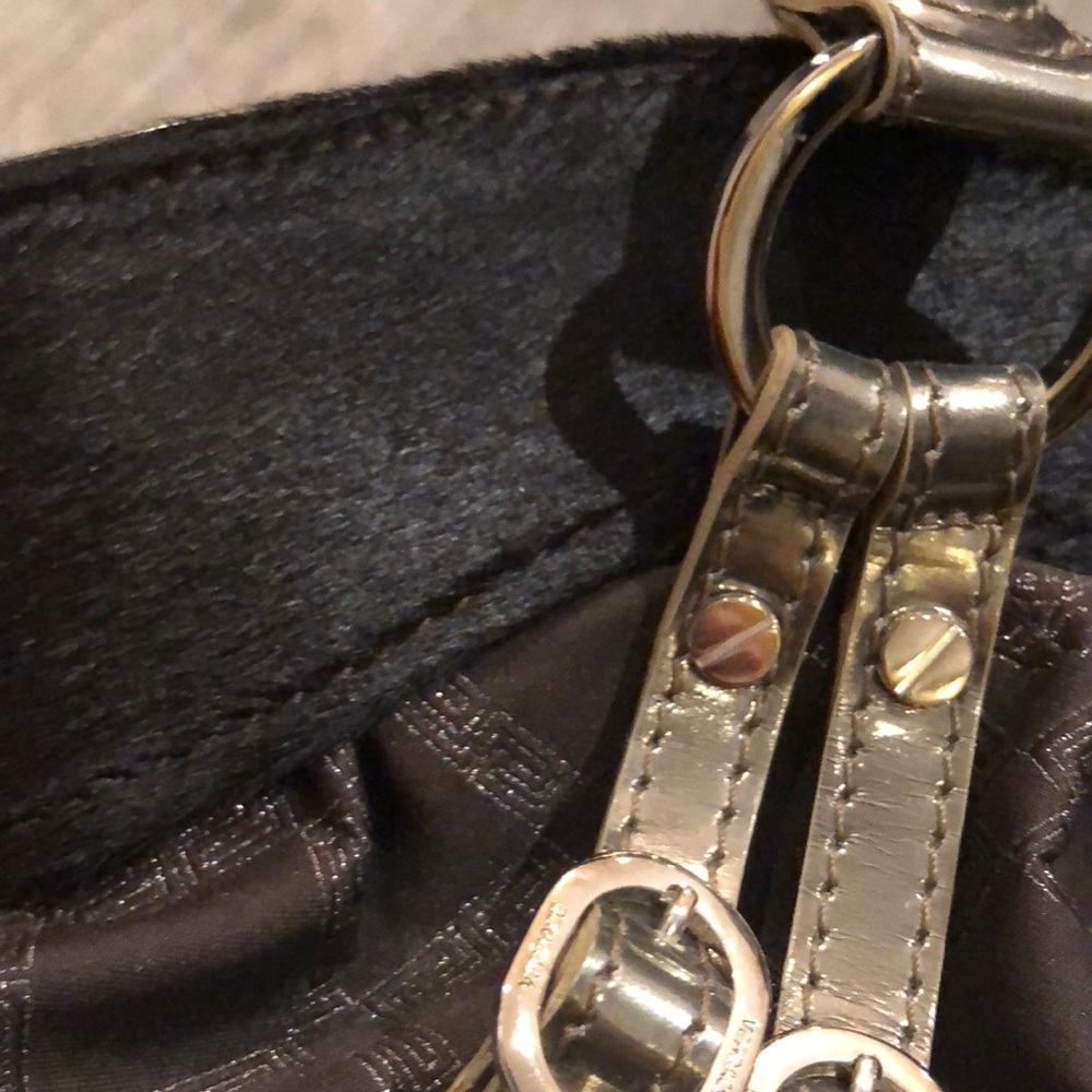 VERSACE SHOULDER BAG - Picture 5 of 8